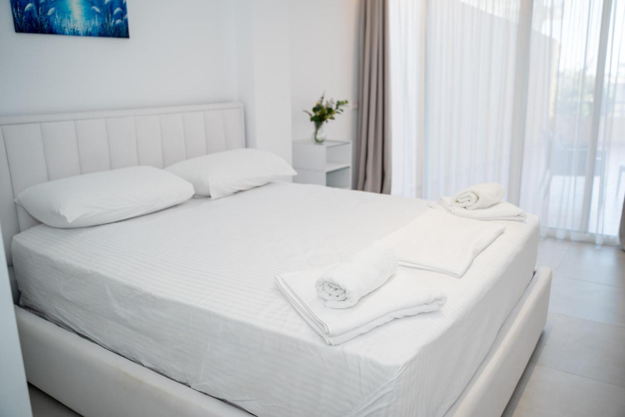 Apartament Aa Flat *